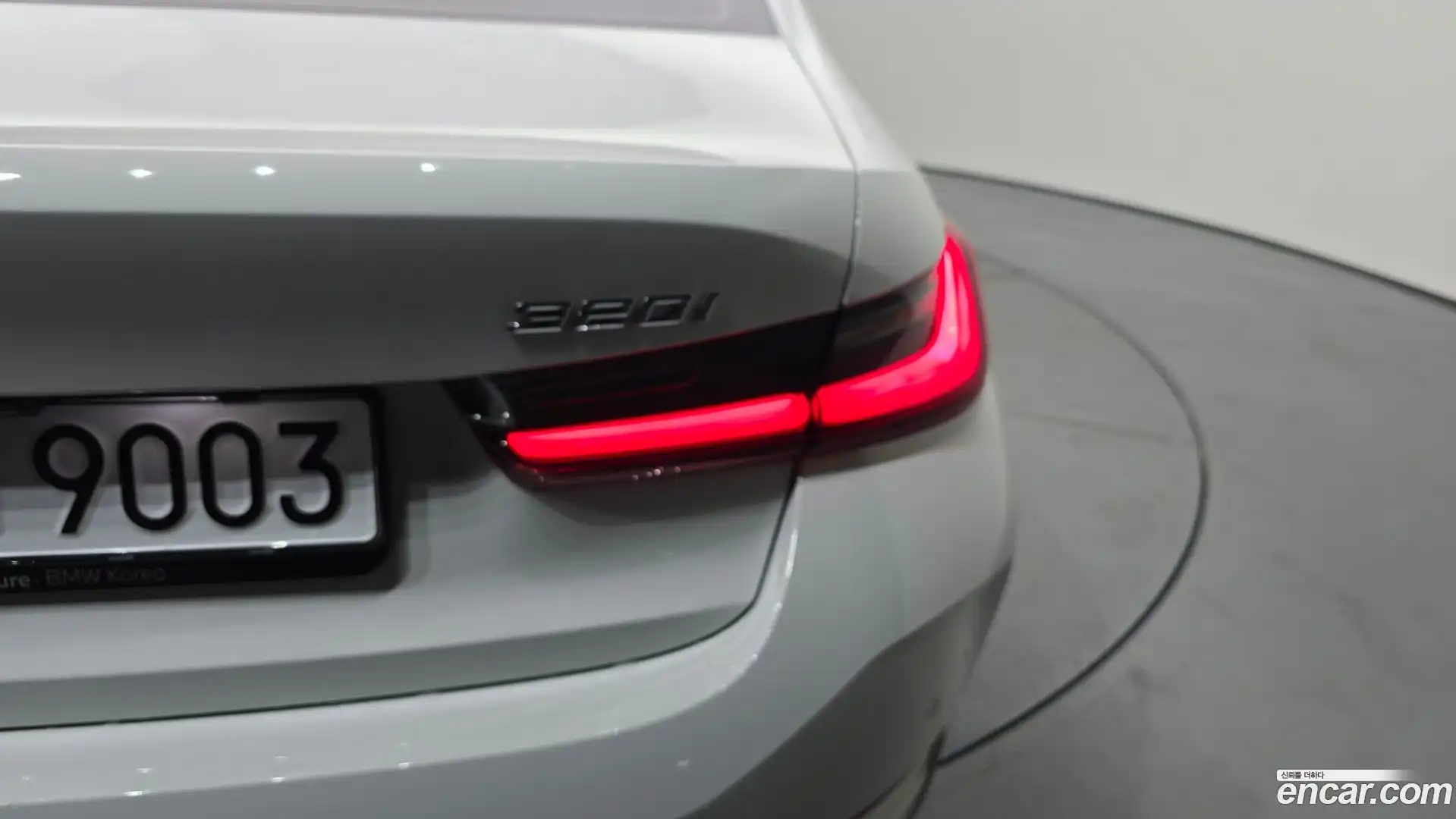 3-Series BMW 2024.1-OUTER-033
