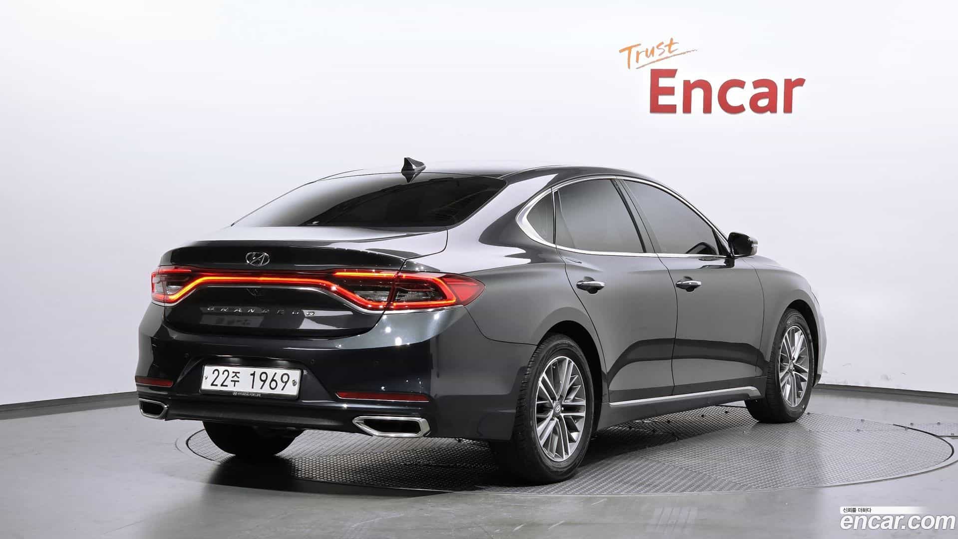 Grandeur Hyundai 2019.6-OUTER-002