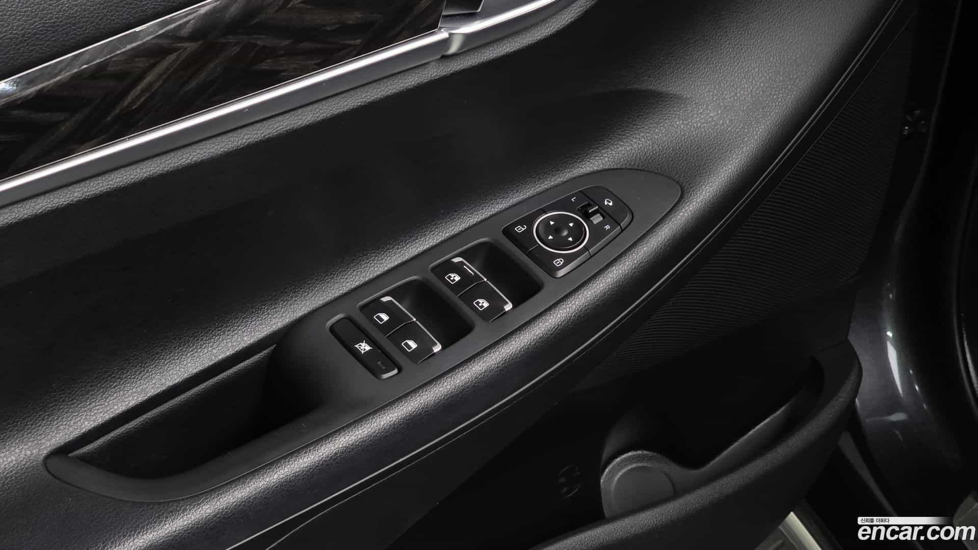 Grandeur Hyundai 2019.6-OPTION-020