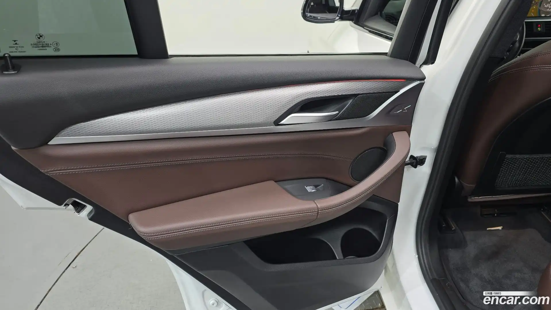 X4 BMW 2020.0-INNER-035