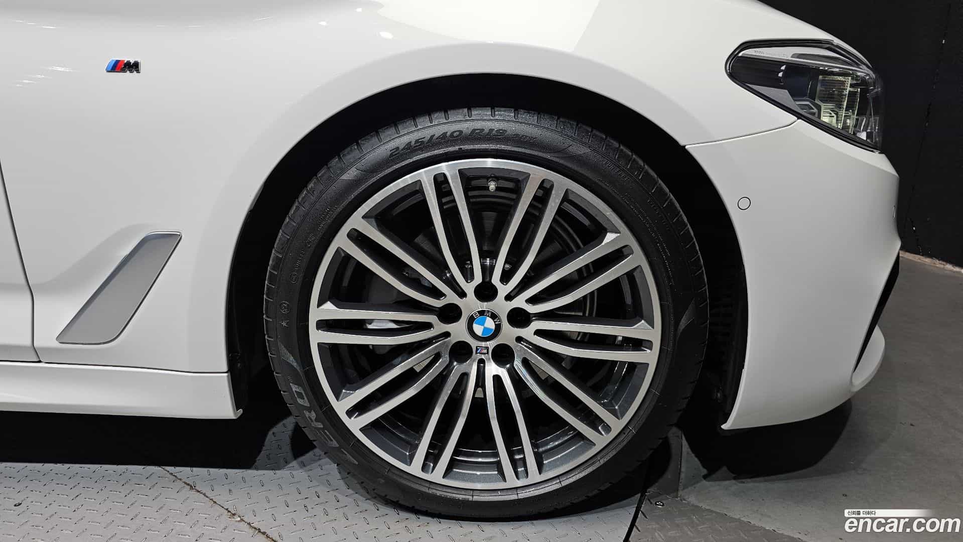 5-Series BMW 2020.6-OUTER-031