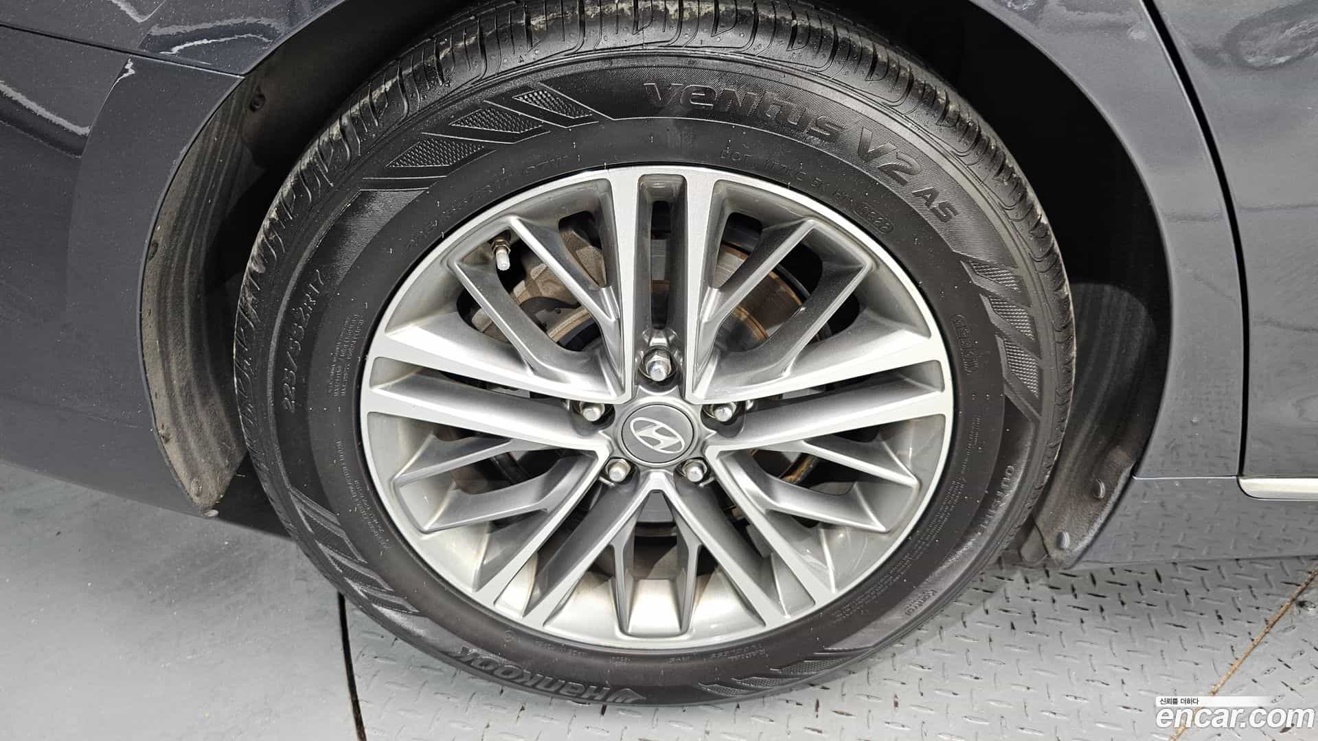 Grandeur Hyundai 2016.11-OUTER-005