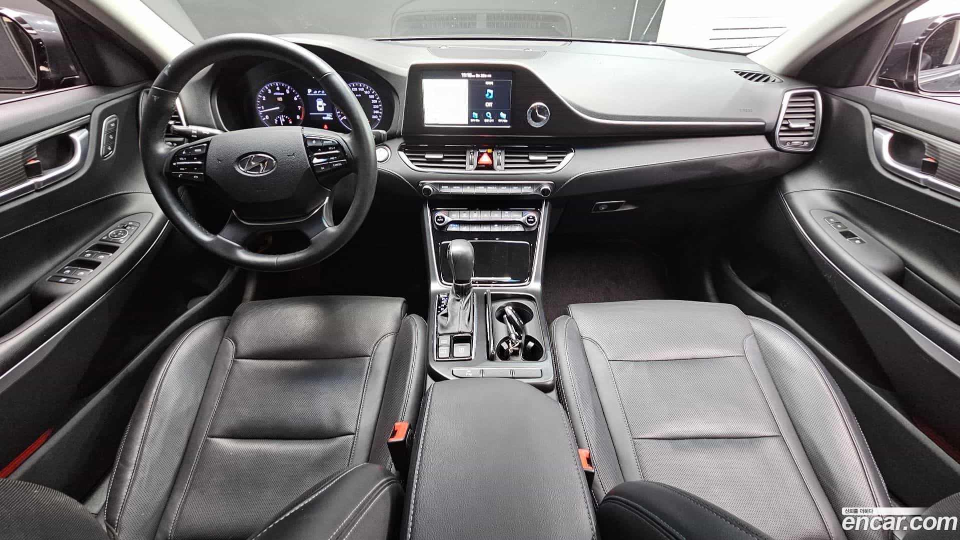 Grandeur Hyundai 2016.11-INNER-007