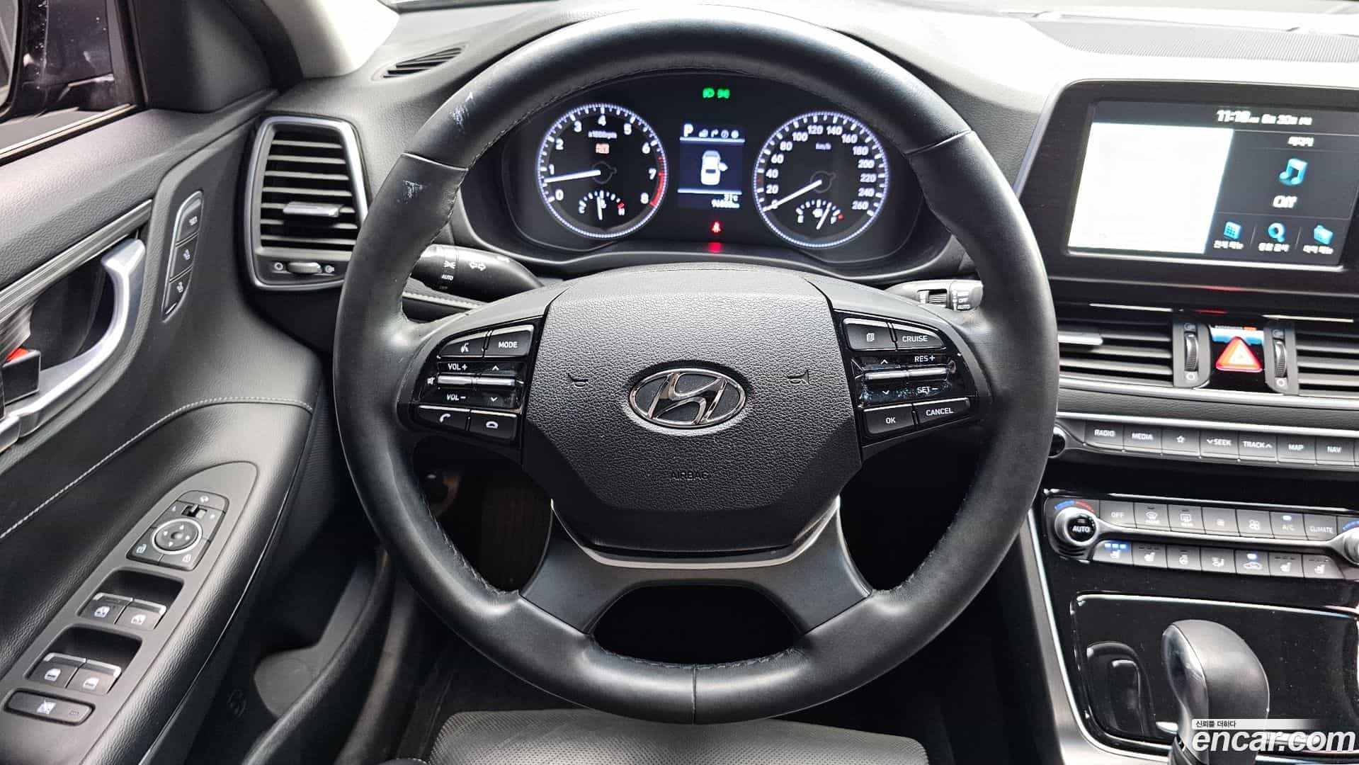 Grandeur Hyundai 2016.11-OPTION-016