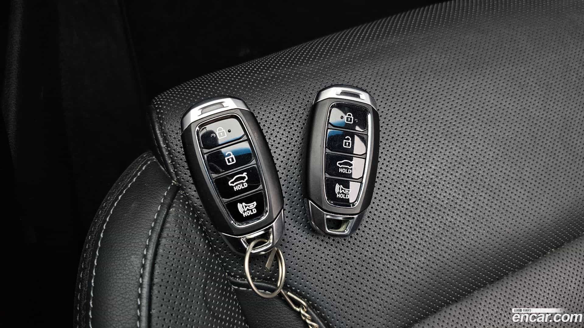 Grandeur Hyundai 2016.11-OPTION-021