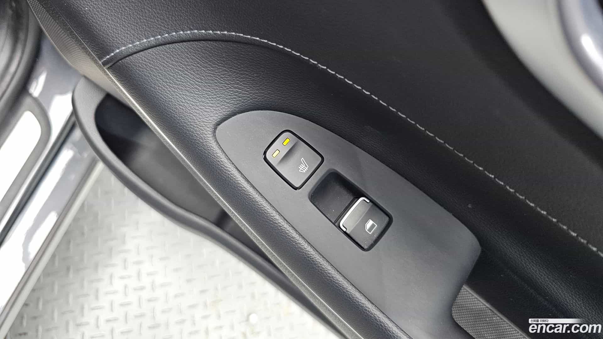Grandeur Hyundai 2016.11-OPTION-022