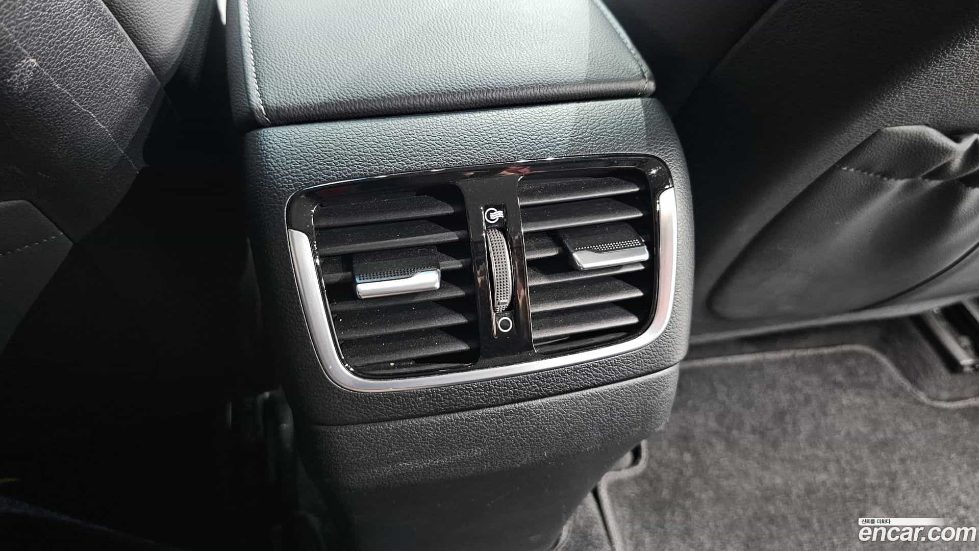 Grandeur Hyundai 2016.11-OPTION-044