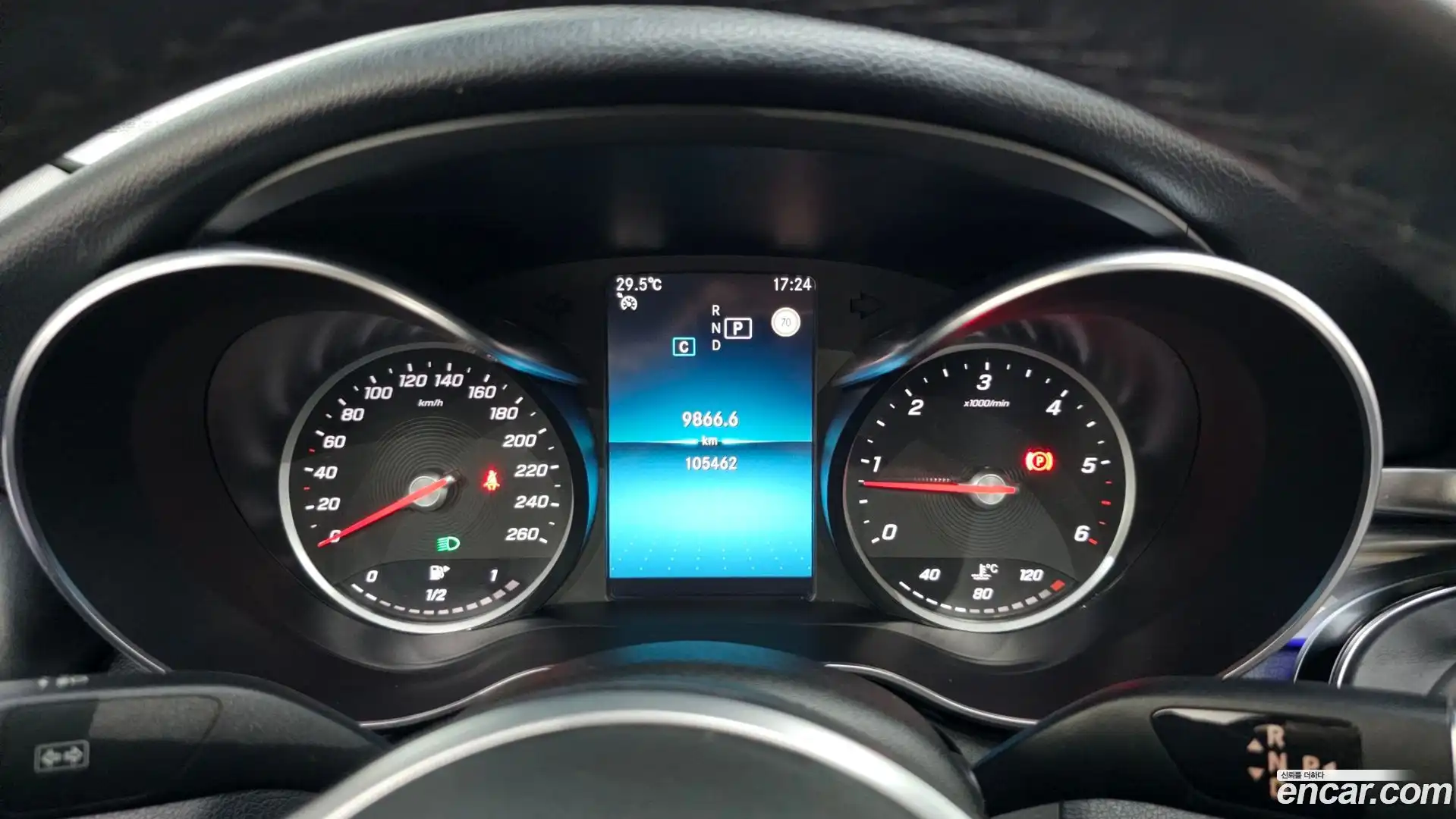 C-Class Mercedes-Benz 2019.0-INNER-008
