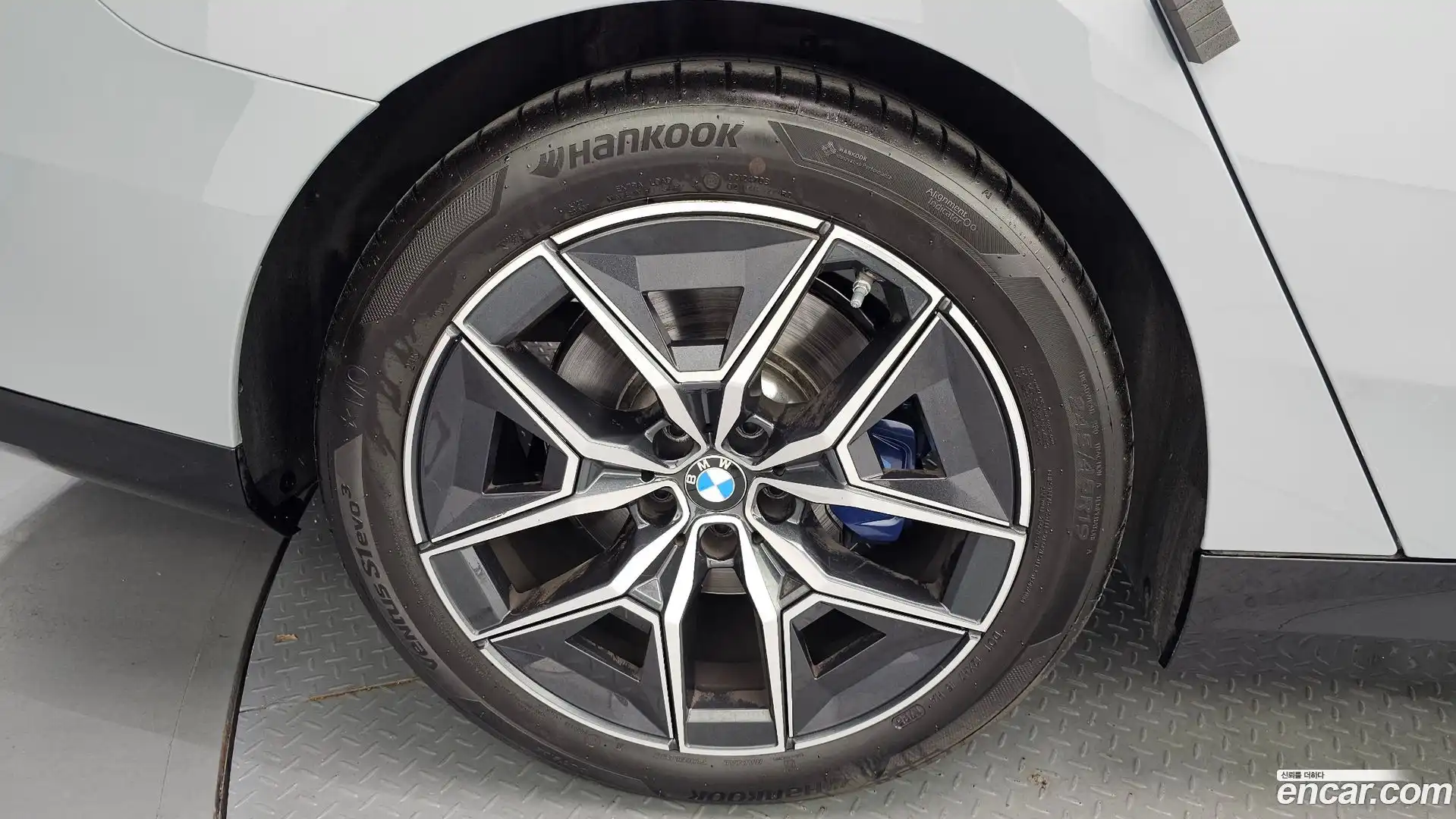 5-Series BMW 2025.8-OUTER-005