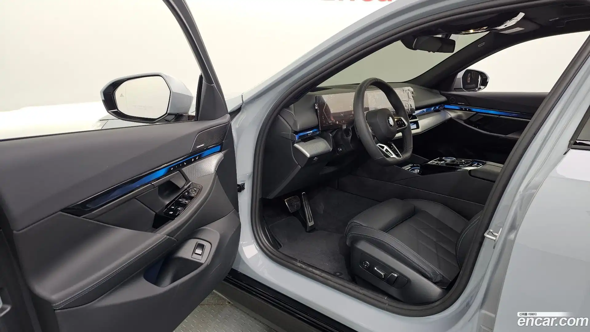 5-Series BMW 2025.8-INNER-010