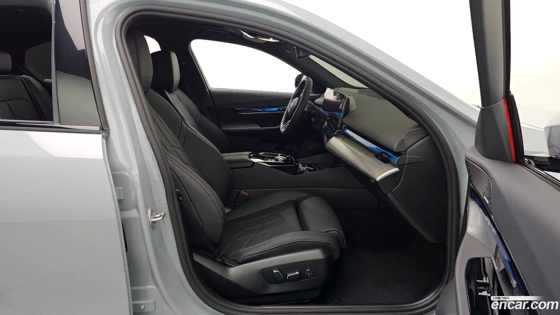 5-Series BMW 2025.8-OPTION-015