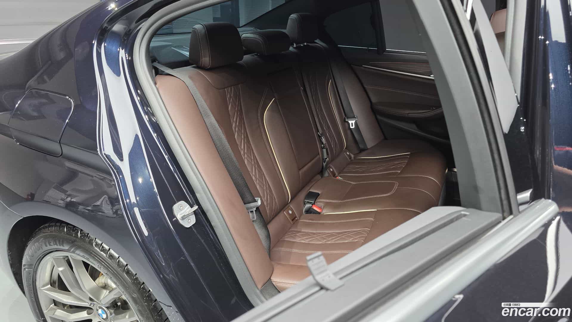 5-Series BMW 2019.6-OPTION-015