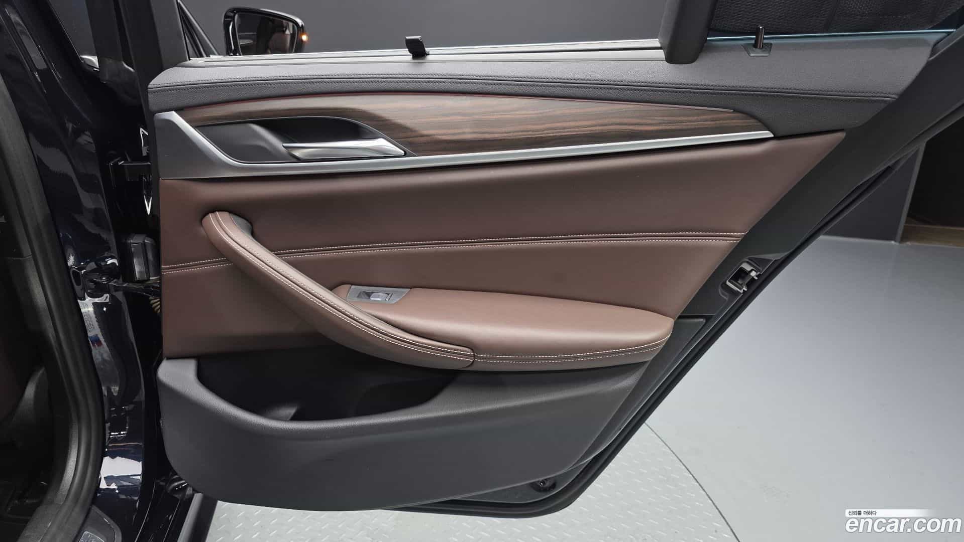 5-Series BMW 2019.6-OPTION-046