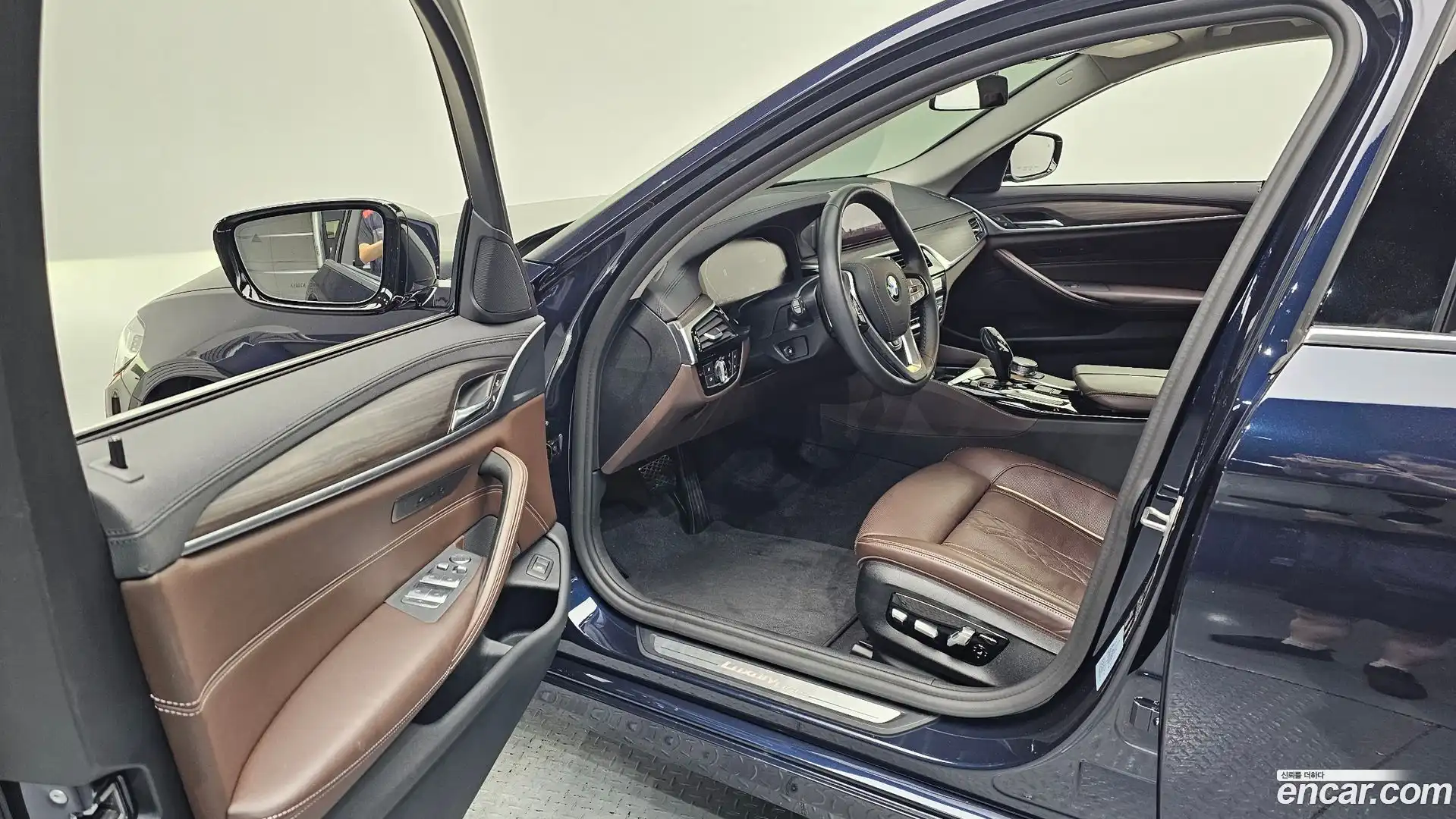 5-Series BMW 2020.1-INNER-010