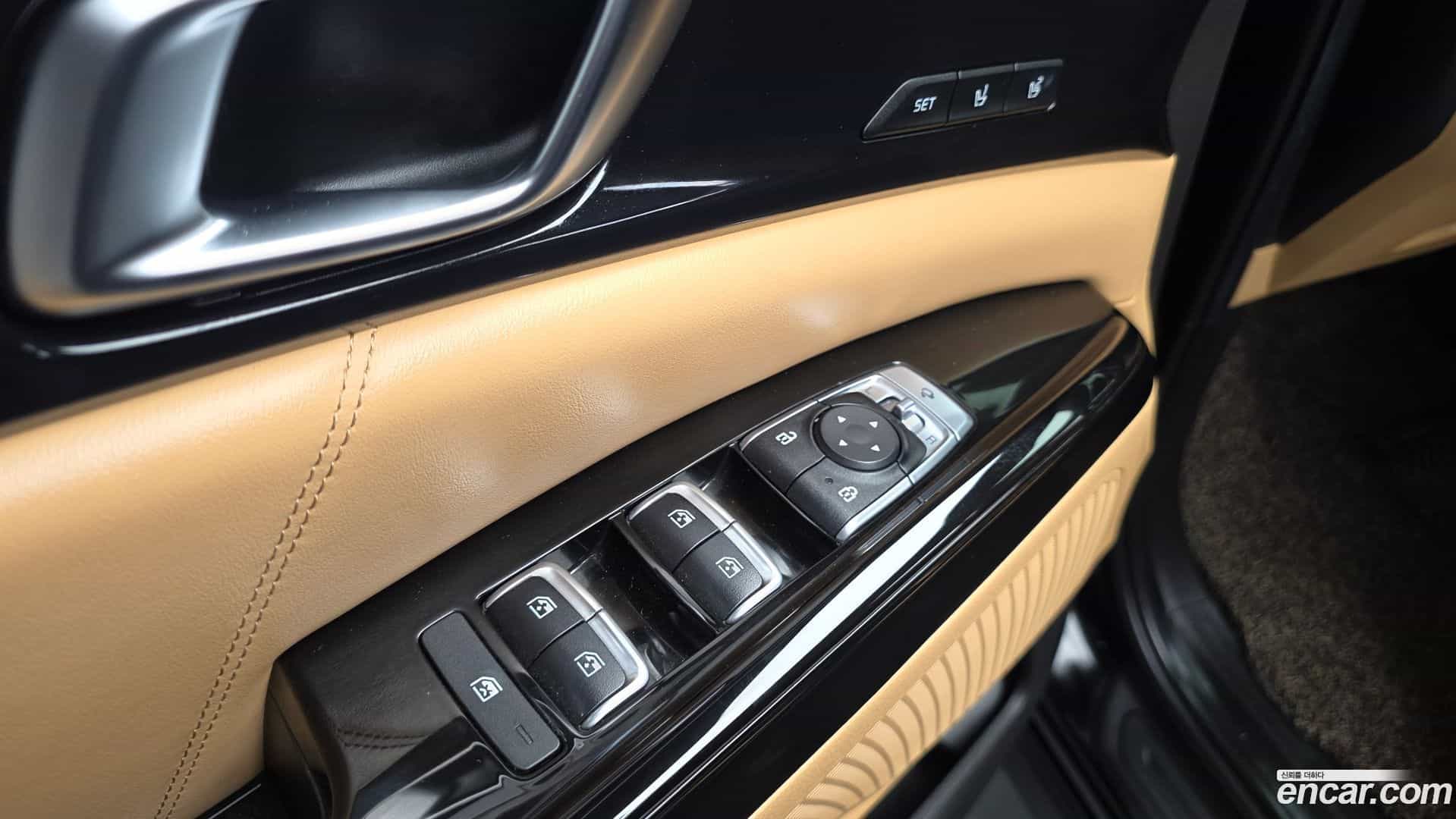 Canival Kia 2022.5-OPTION-044