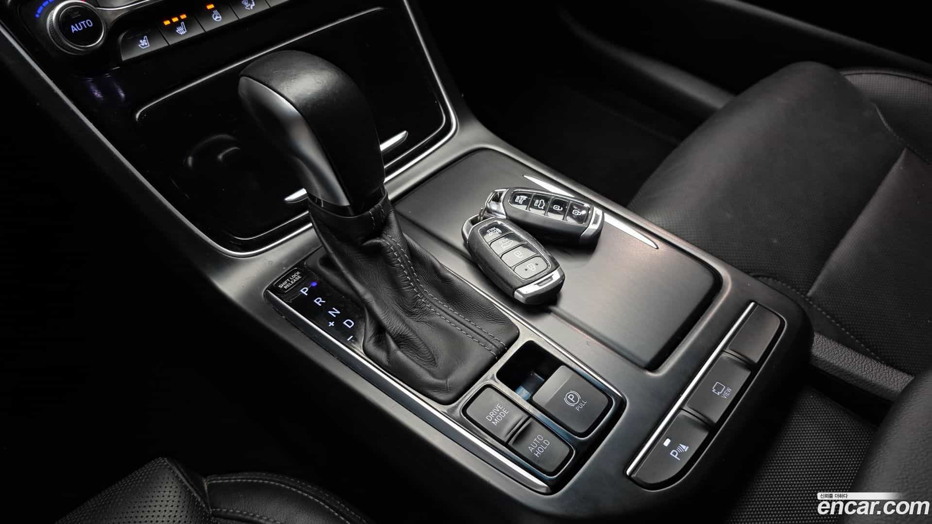 Grandeur Hyundai 2018.4-INNER-009