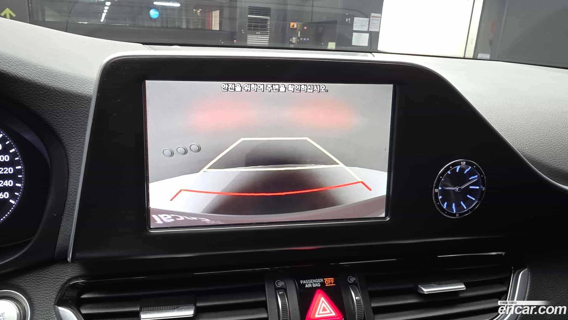 Grandeur Hyundai 2018.4-OPTION-018