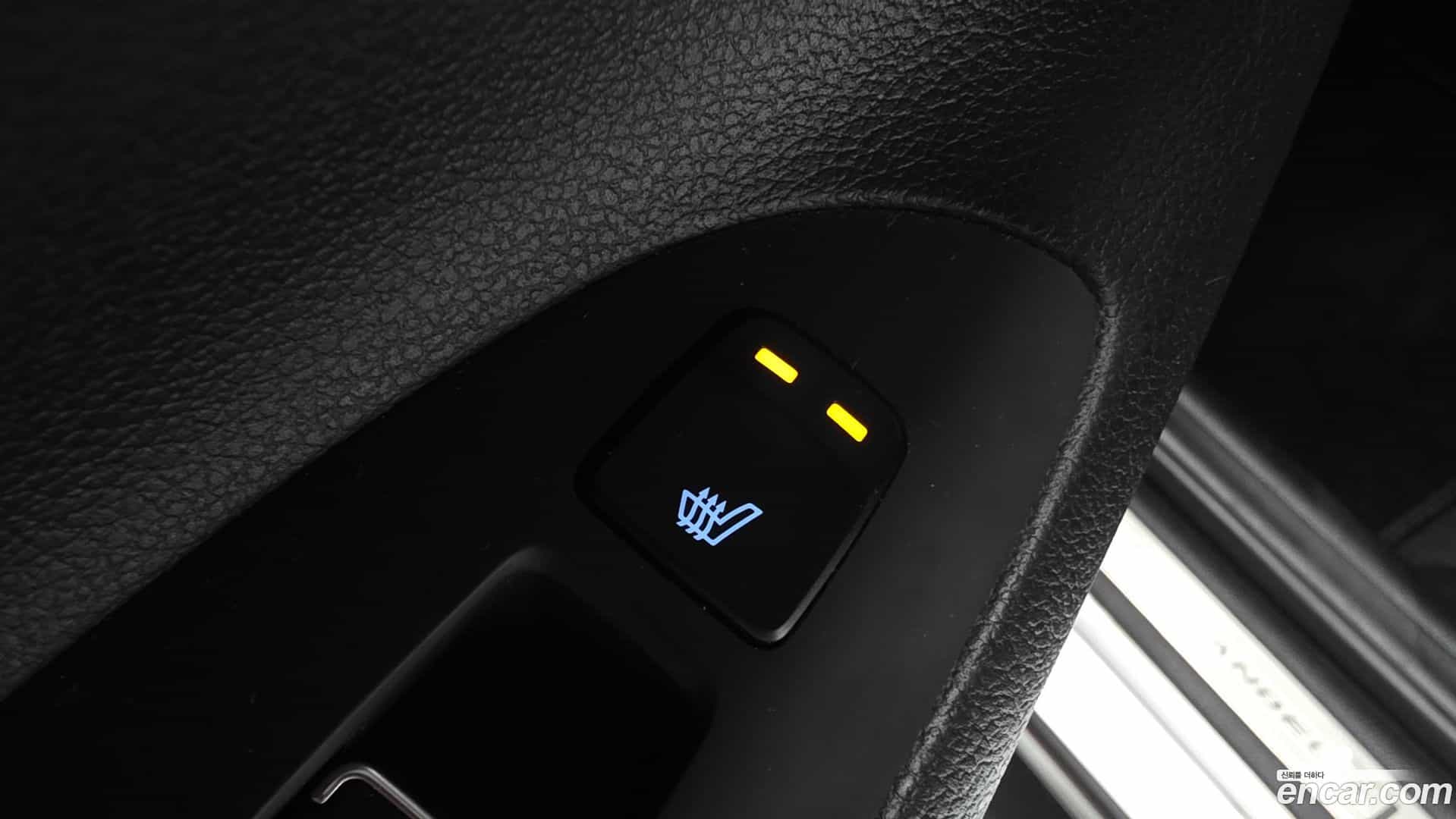 Grandeur Hyundai 2018.4-OPTION-023
