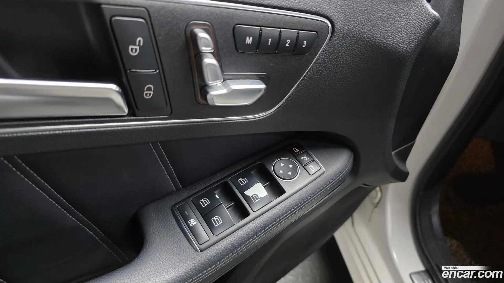 E-Class Mercedes-Benz 2016.2-OPTION-017