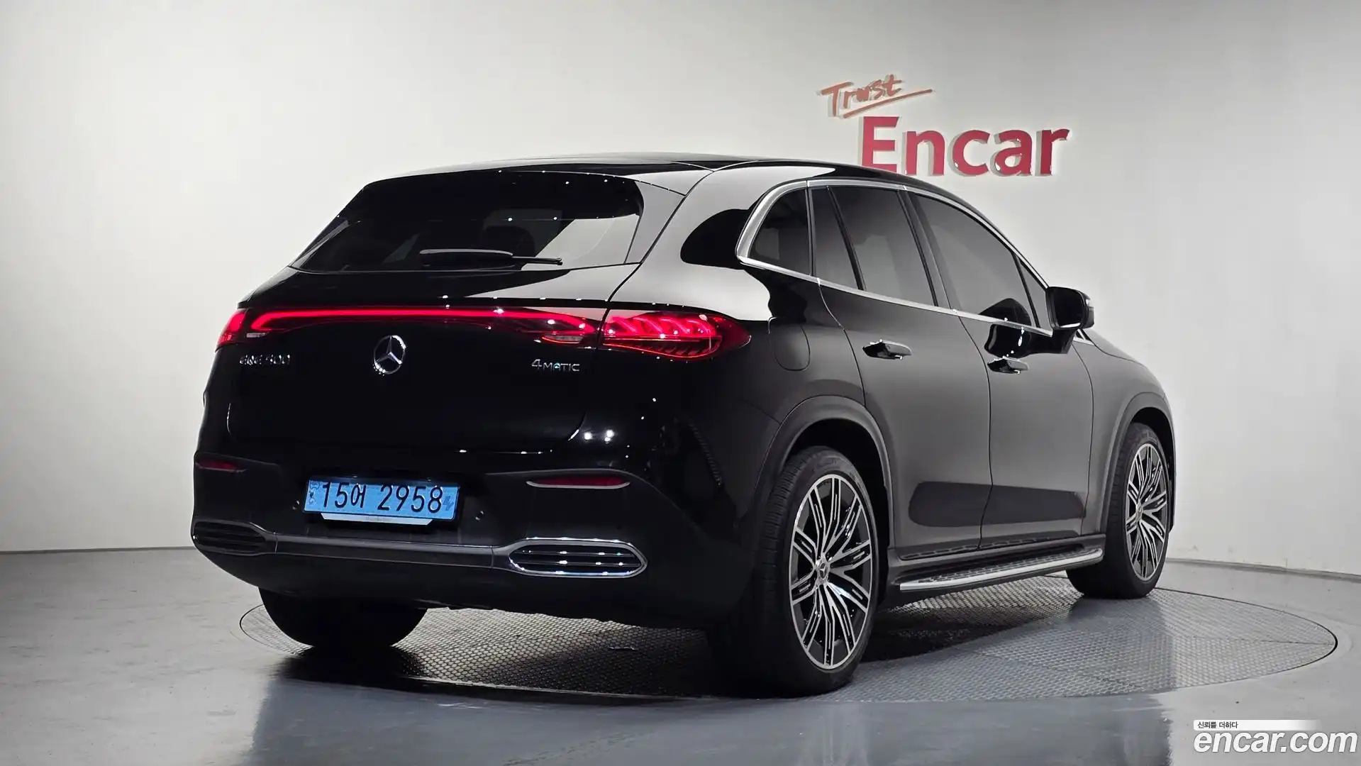 EQE Mercedes-Benz 2023.11-OUTER-002