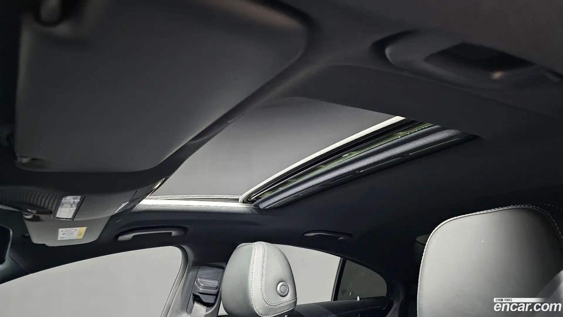 CLS-Class Mercedes-Benz 2020.7-OPTION-023