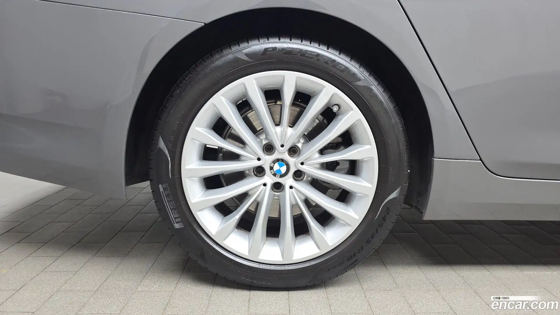 5-Series BMW 2021.4-OUTER-005