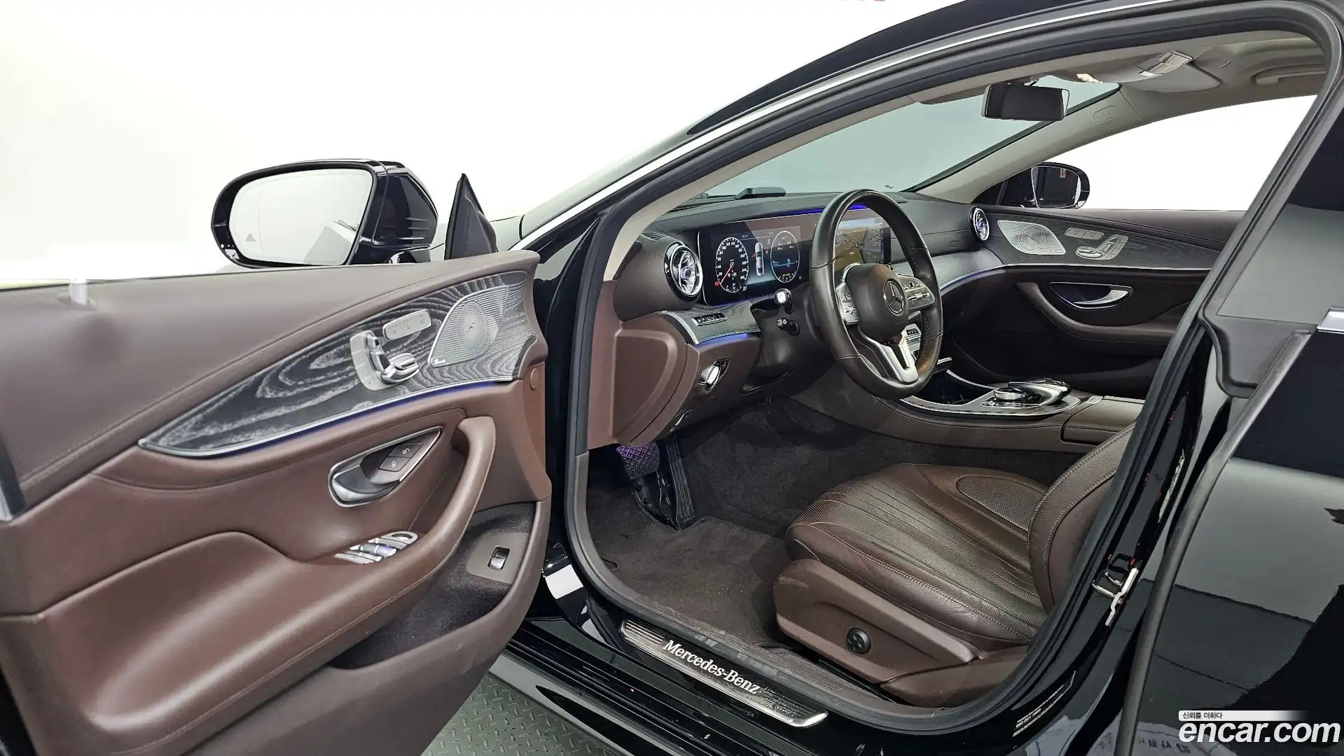 CLS-Class Mercedes-Benz 2019.5-INNER-010