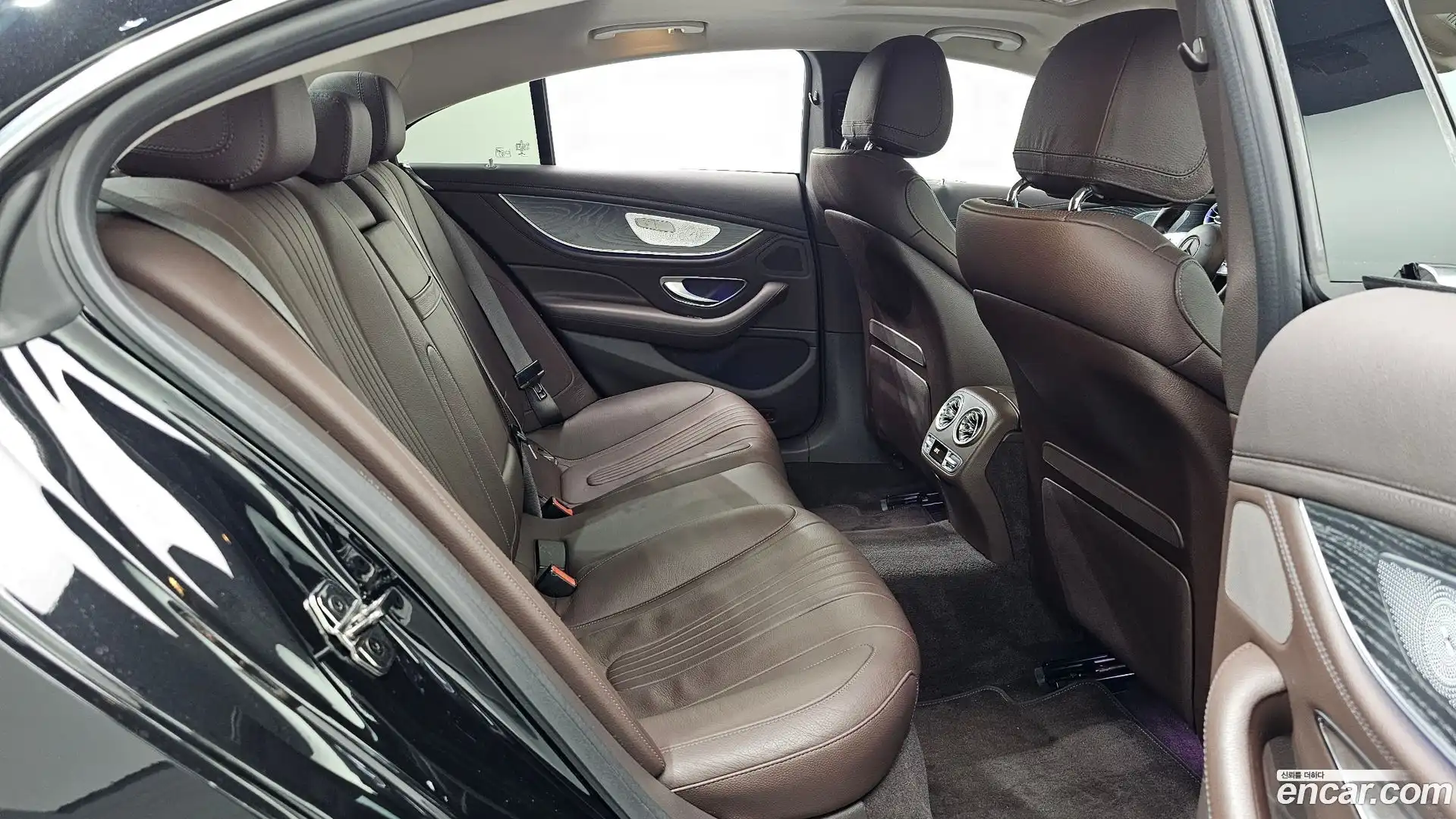 CLS-Class Mercedes-Benz 2019.5-OPTION-016
