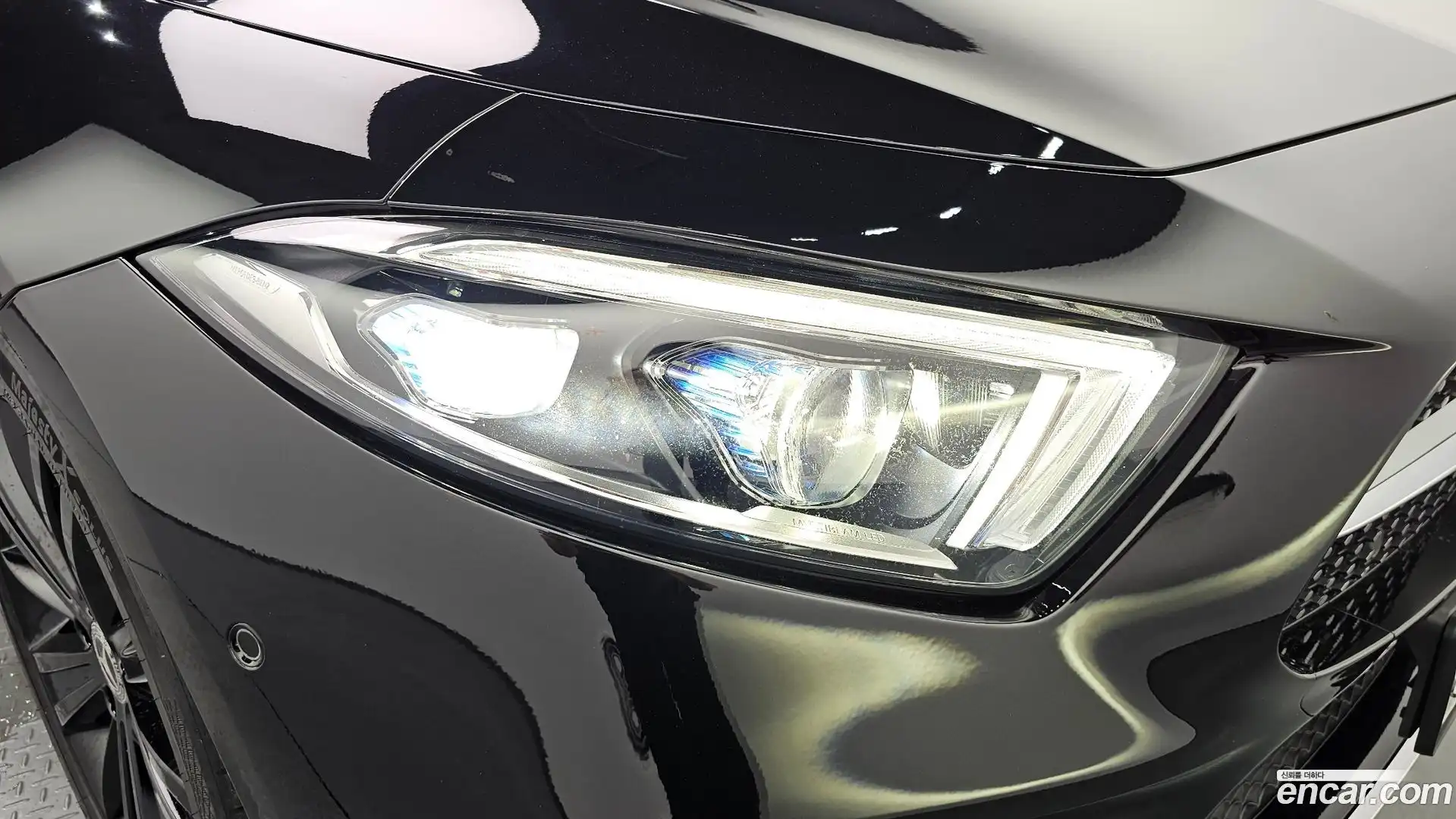 CLS-Class Mercedes-Benz 2019.5-OUTER-032