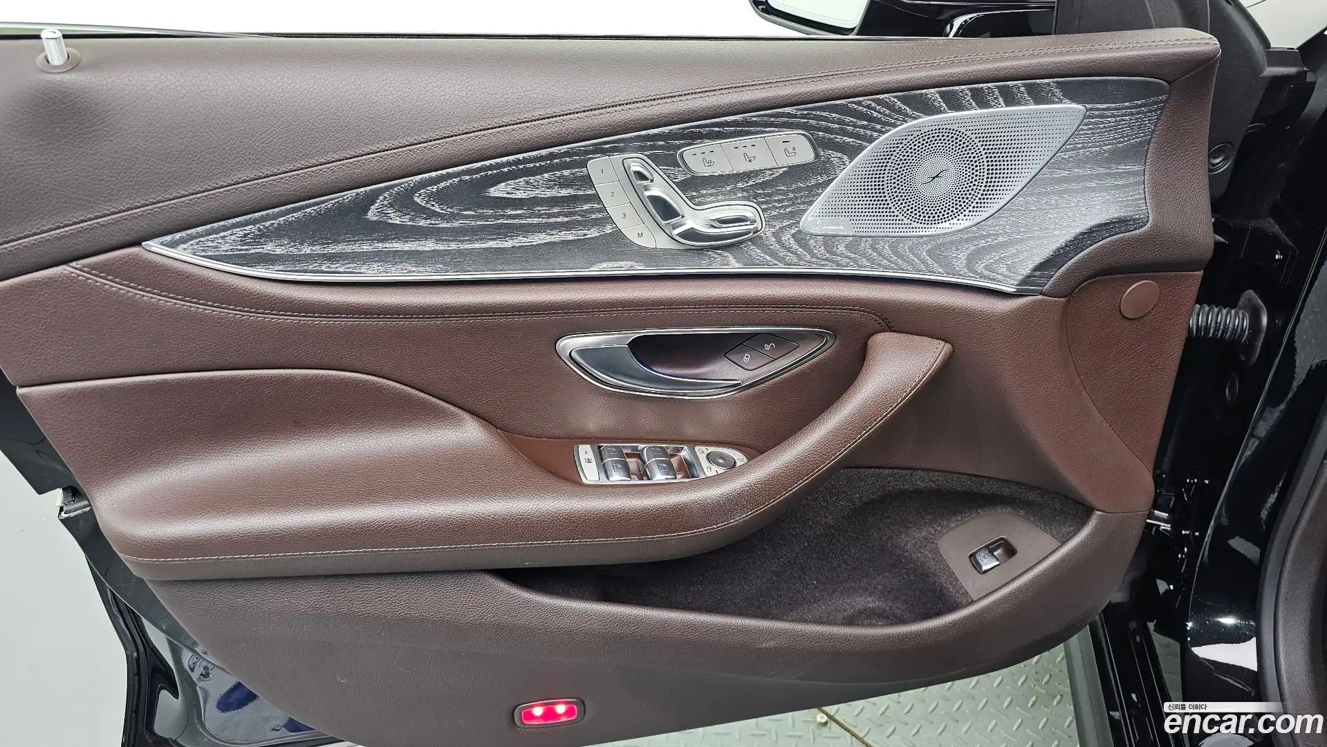CLS-Class Mercedes-Benz 2019.5-INNER-034