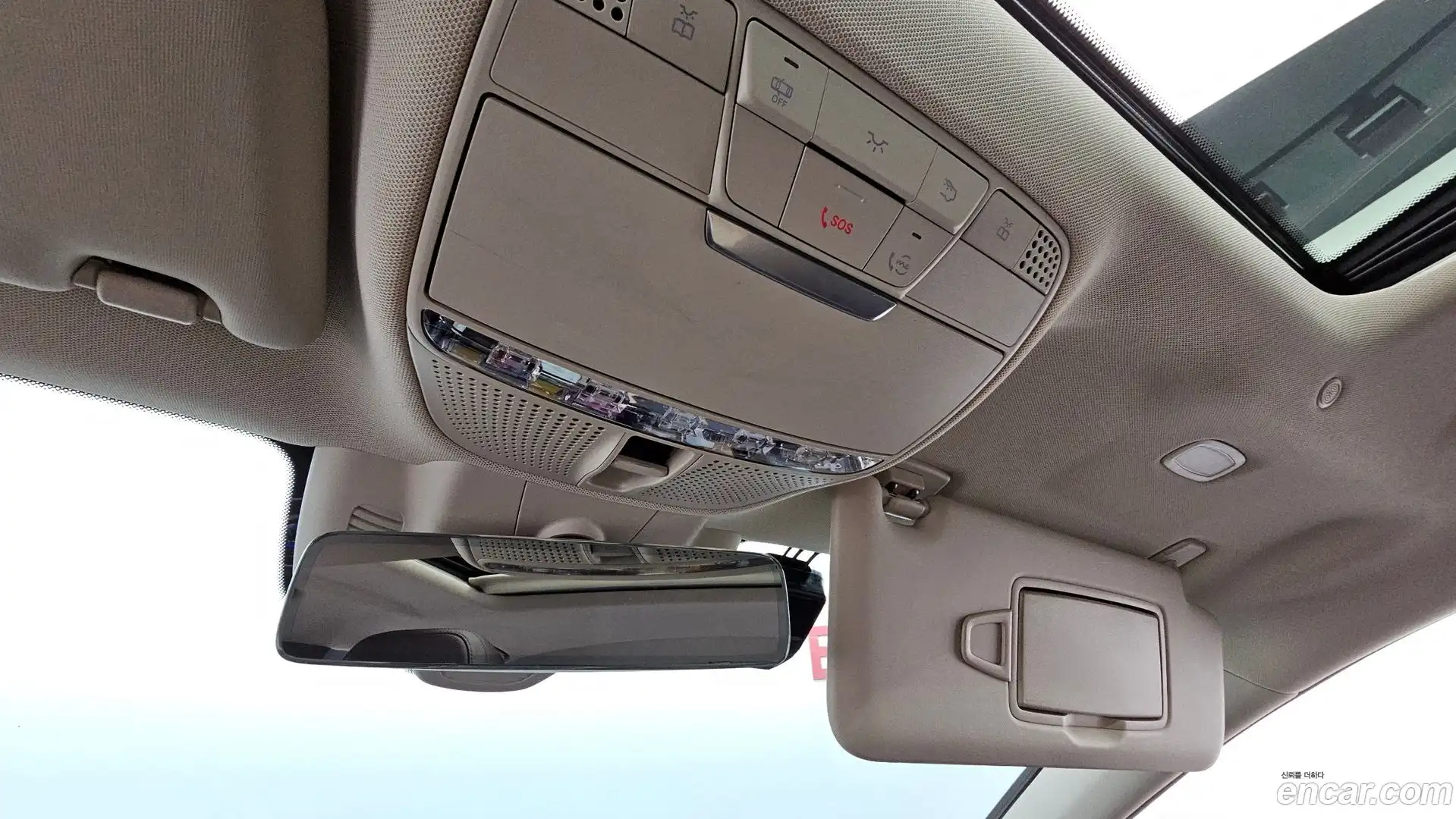 CLS-Class Mercedes-Benz 2019.5-OPTION-040