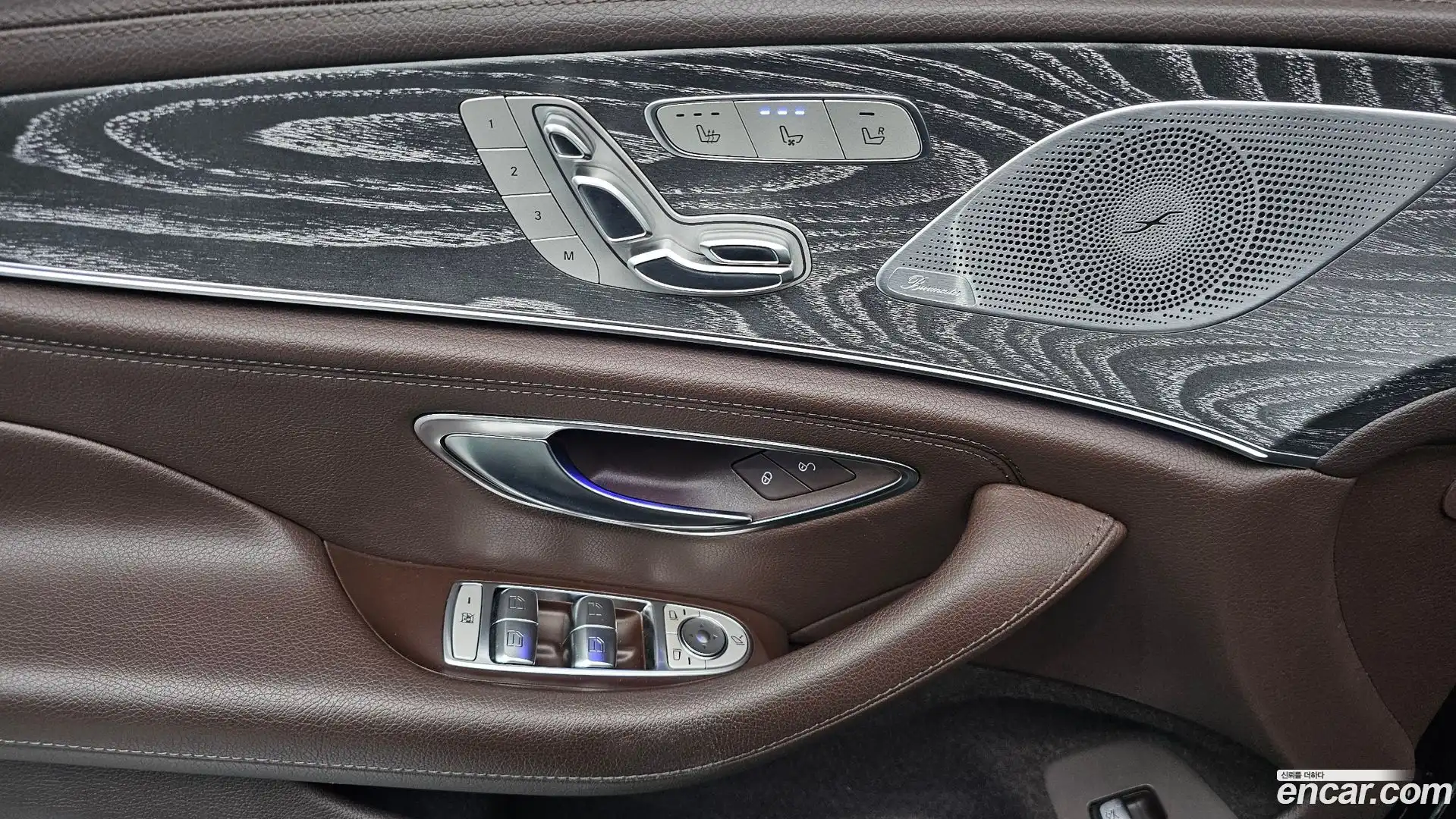 CLS-Class Mercedes-Benz 2019.5-OPTION-043