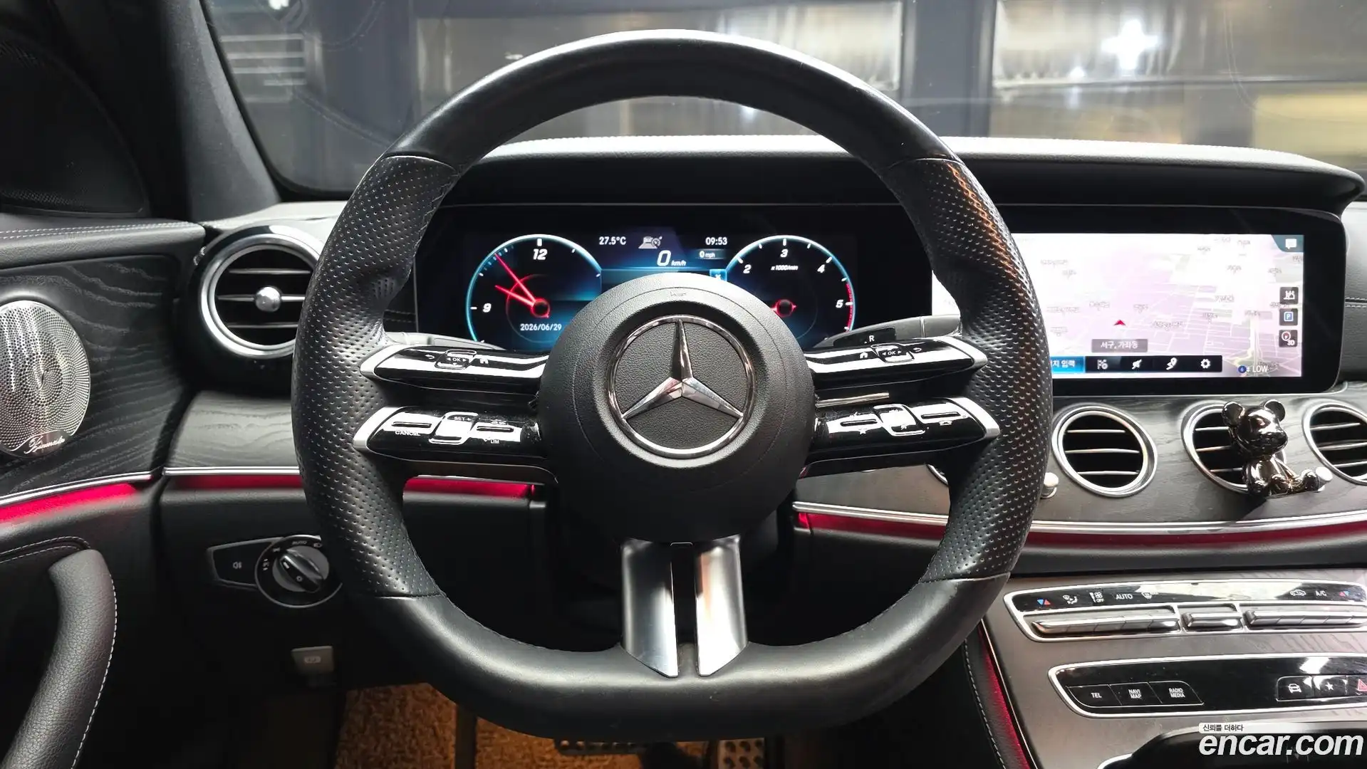 E-Class Mercedes-Benz 2022.7-OPTION-017