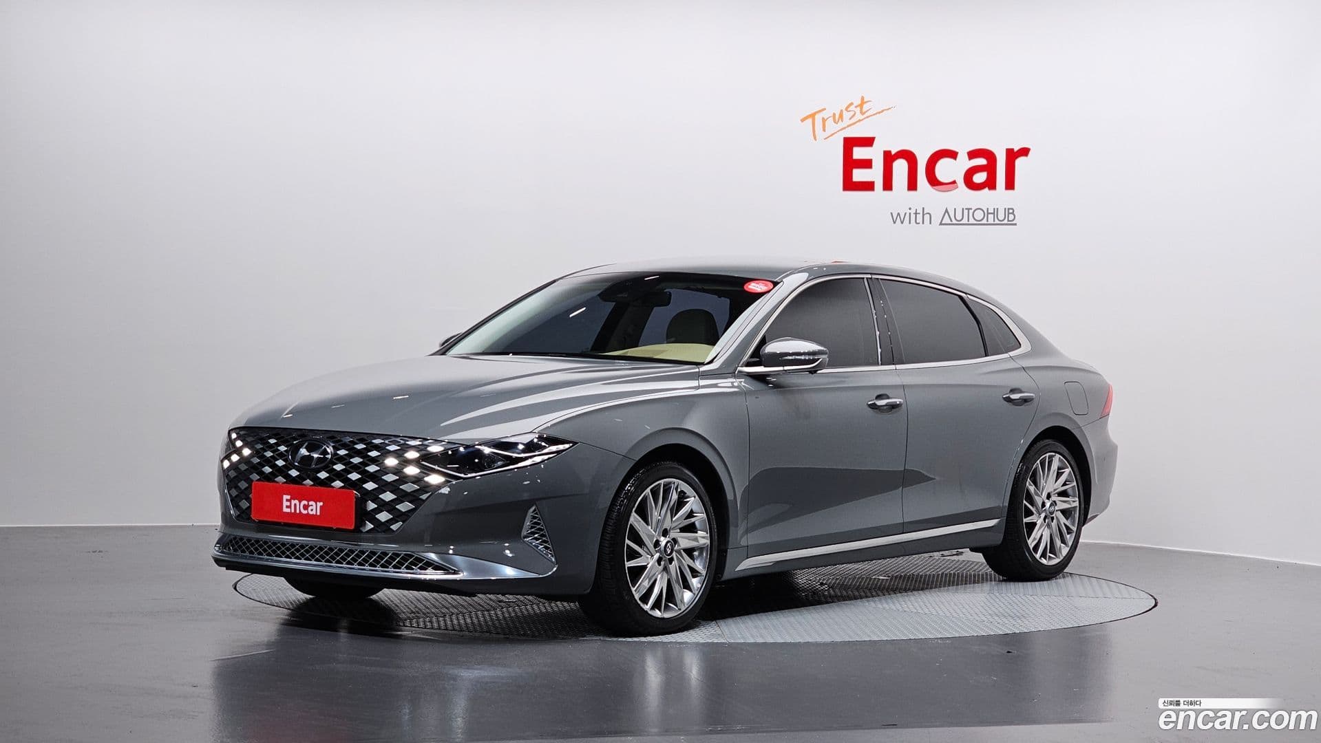Main__Slider__Photo:Grandeur Hyundai 2022.2-0