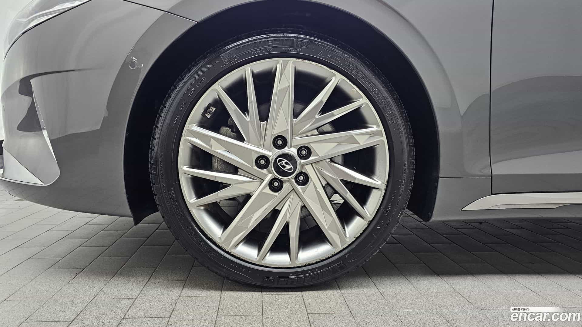 Grandeur Hyundai 2022.2-OUTER-005