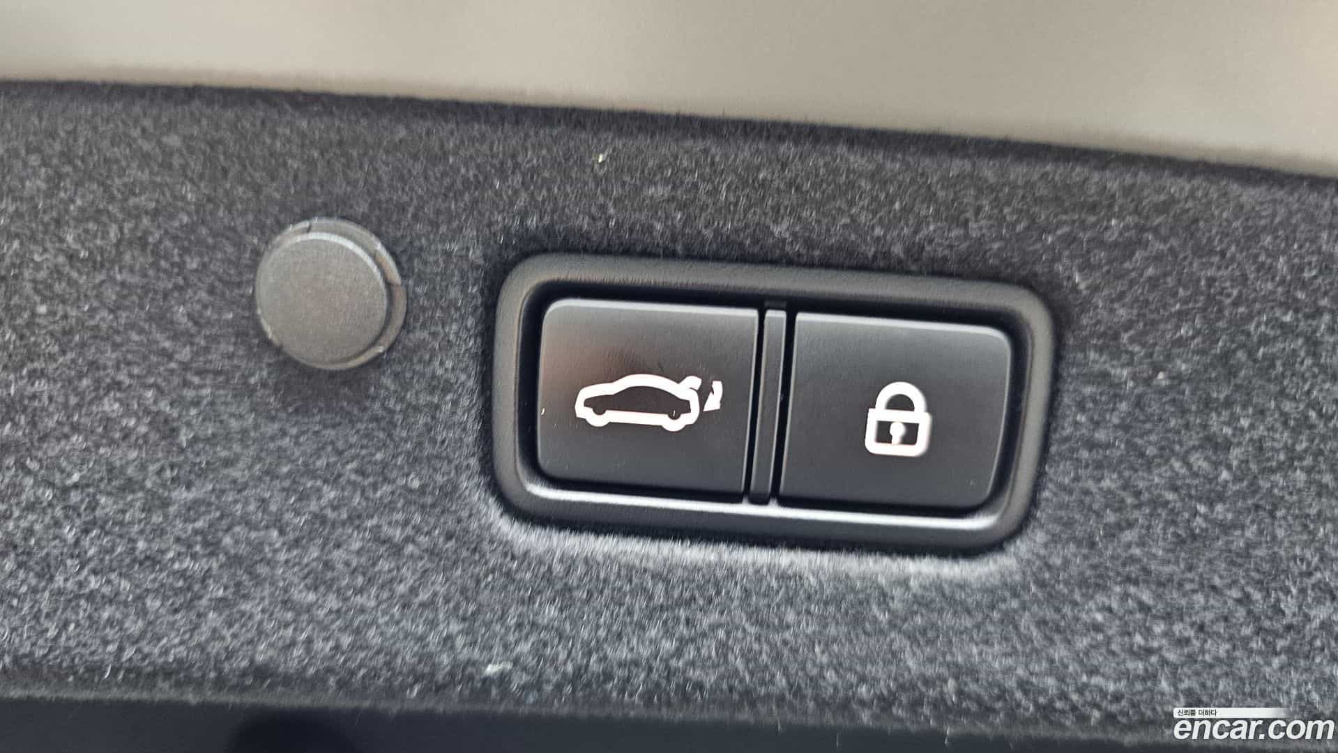 Grandeur Hyundai 2022.2-OPTION-024