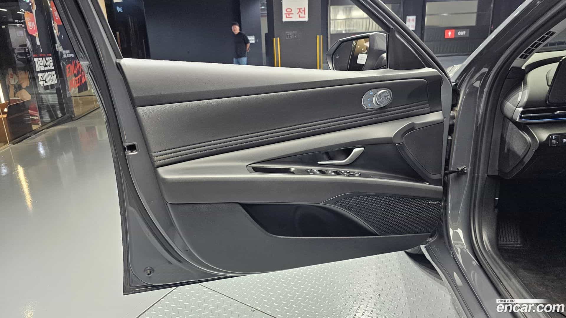 AVANTE Hyundai 2025.0-OPTION-043