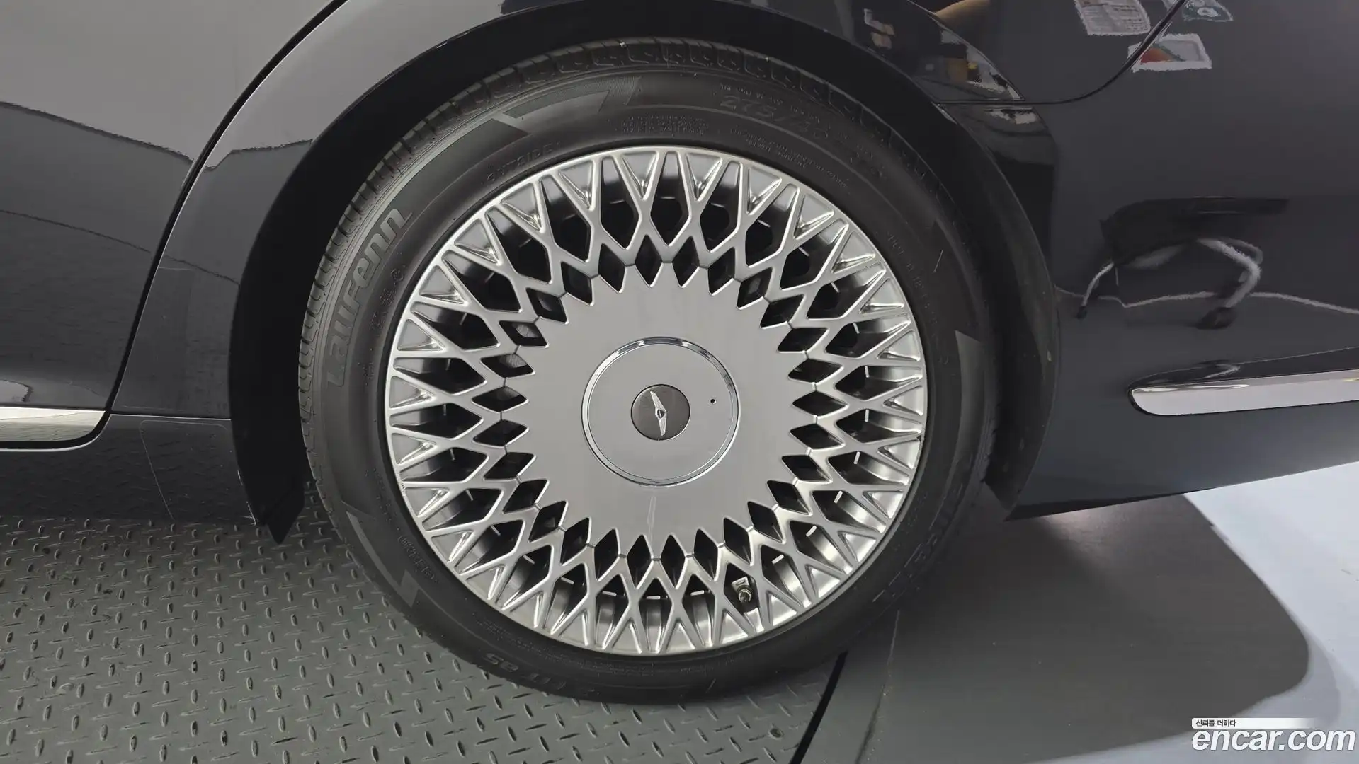 G90 Genesis 2019.10-OUTER-031