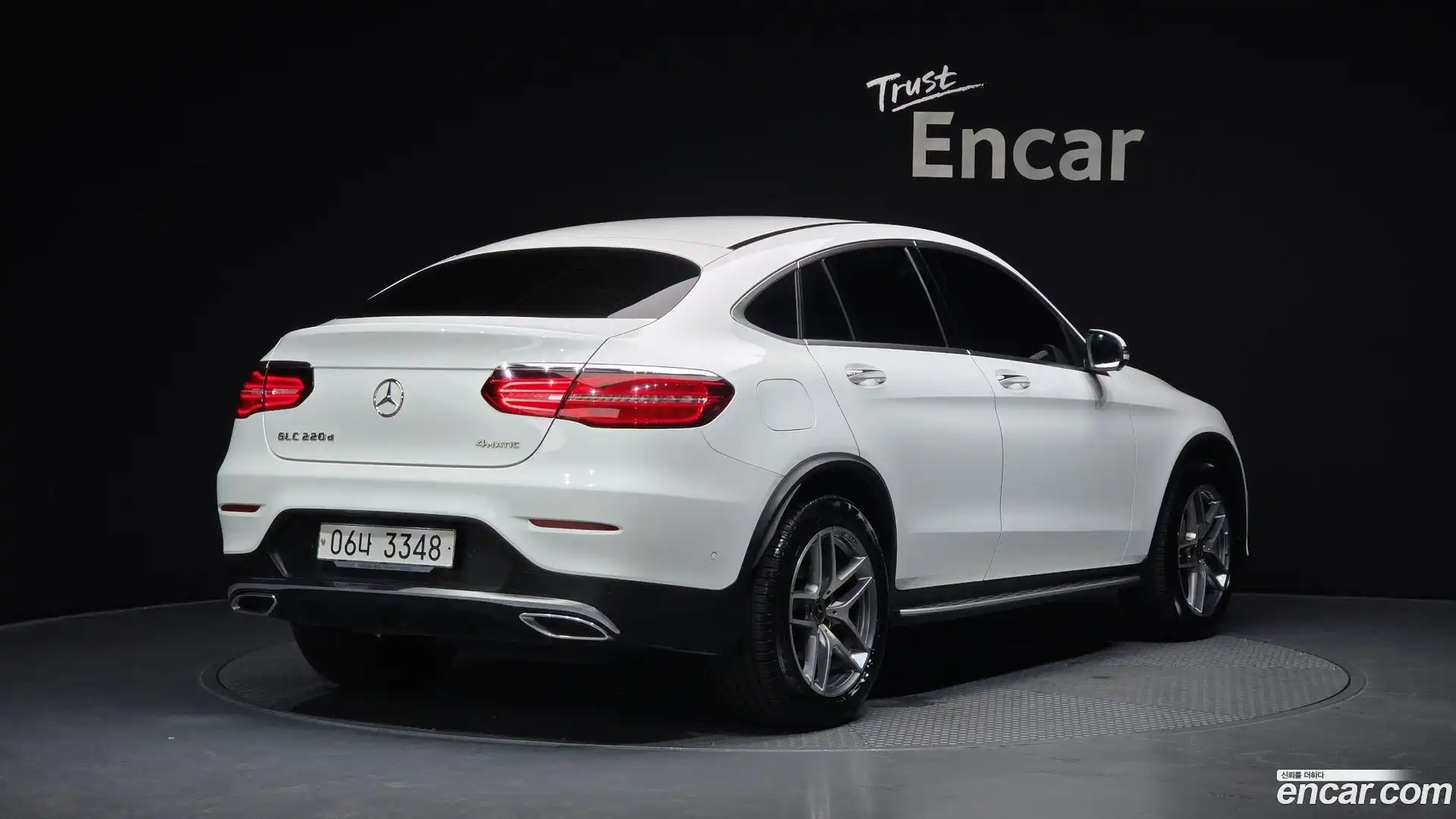 GLC-Class Mercedes-Benz 2018.0-OUTER-002