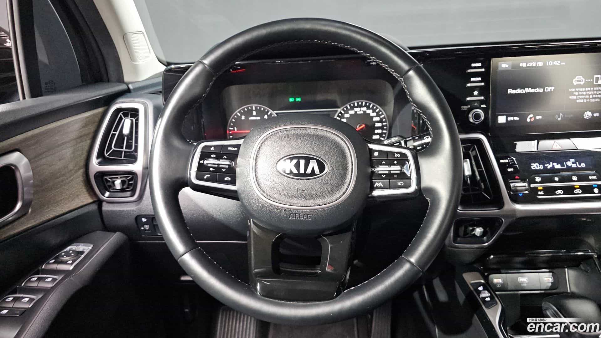Sorento Kia 2020.5-OPTION-015