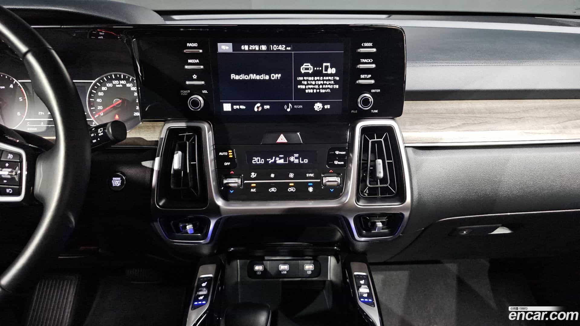 Sorento Kia 2020.5-OPTION-016