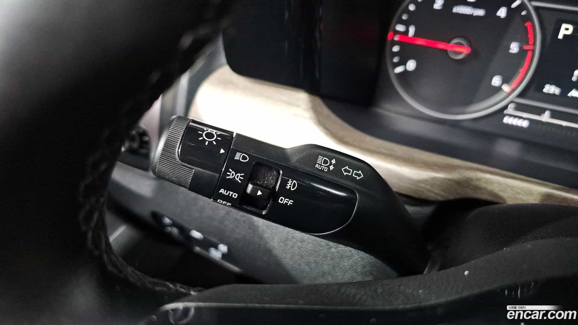 Sorento Kia 2020.5-OPTION-041