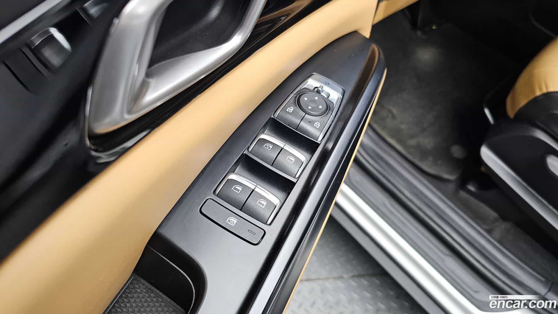 Canival Kia 2022.3-OPTION-024
