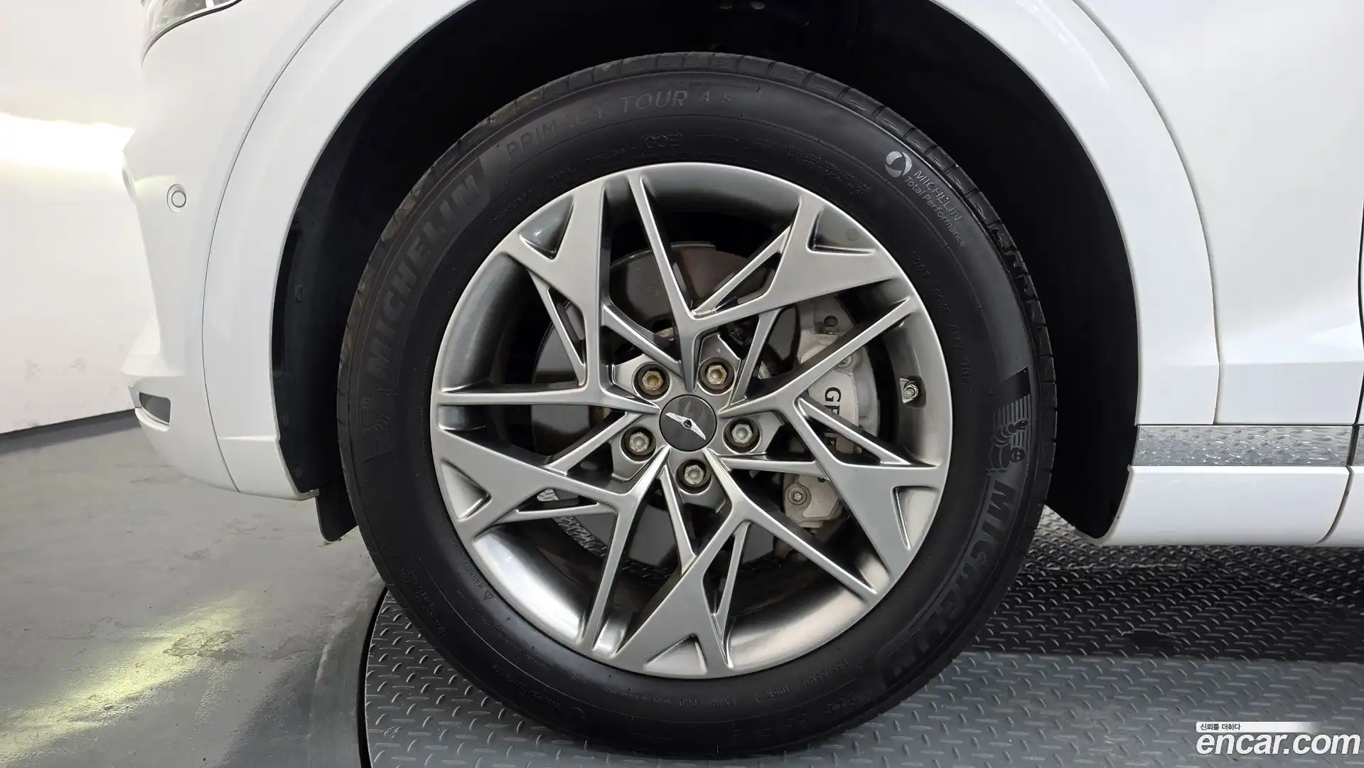 GV70 Genesis 2024.0-OUTER-005