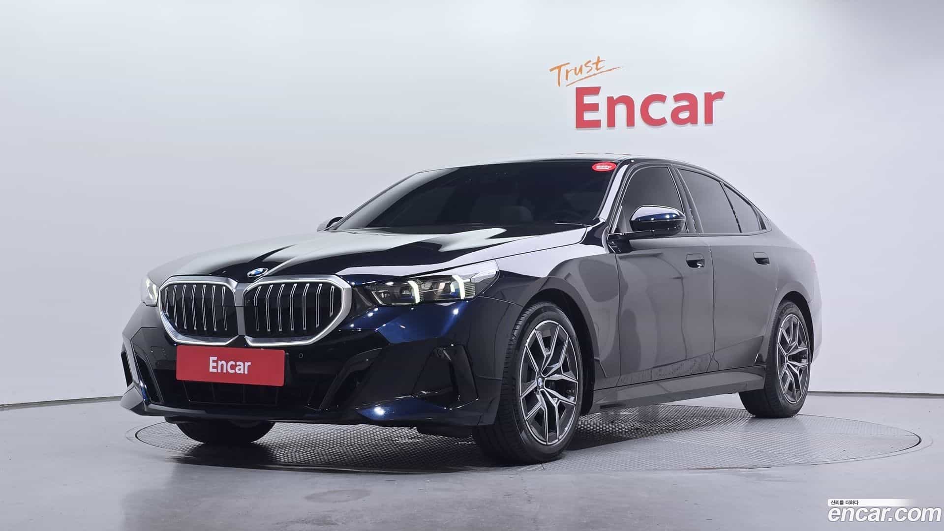 5-Series BMW 2025.11-OUTER-001