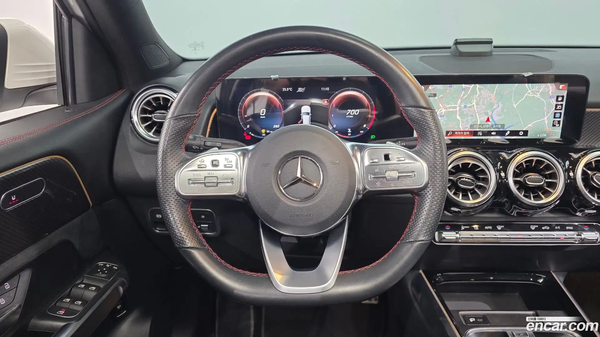 GLB-Class Mercedes-Benz 2022.4-OPTION-018