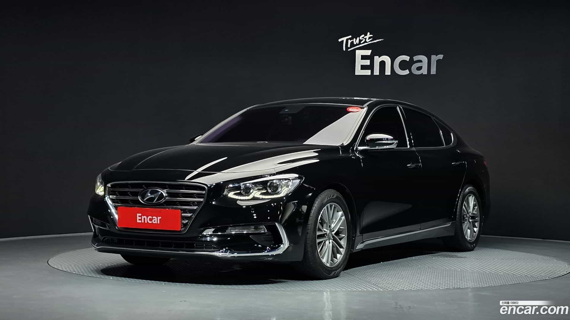 Grandeur Hyundai 2017.2-OUTER-001