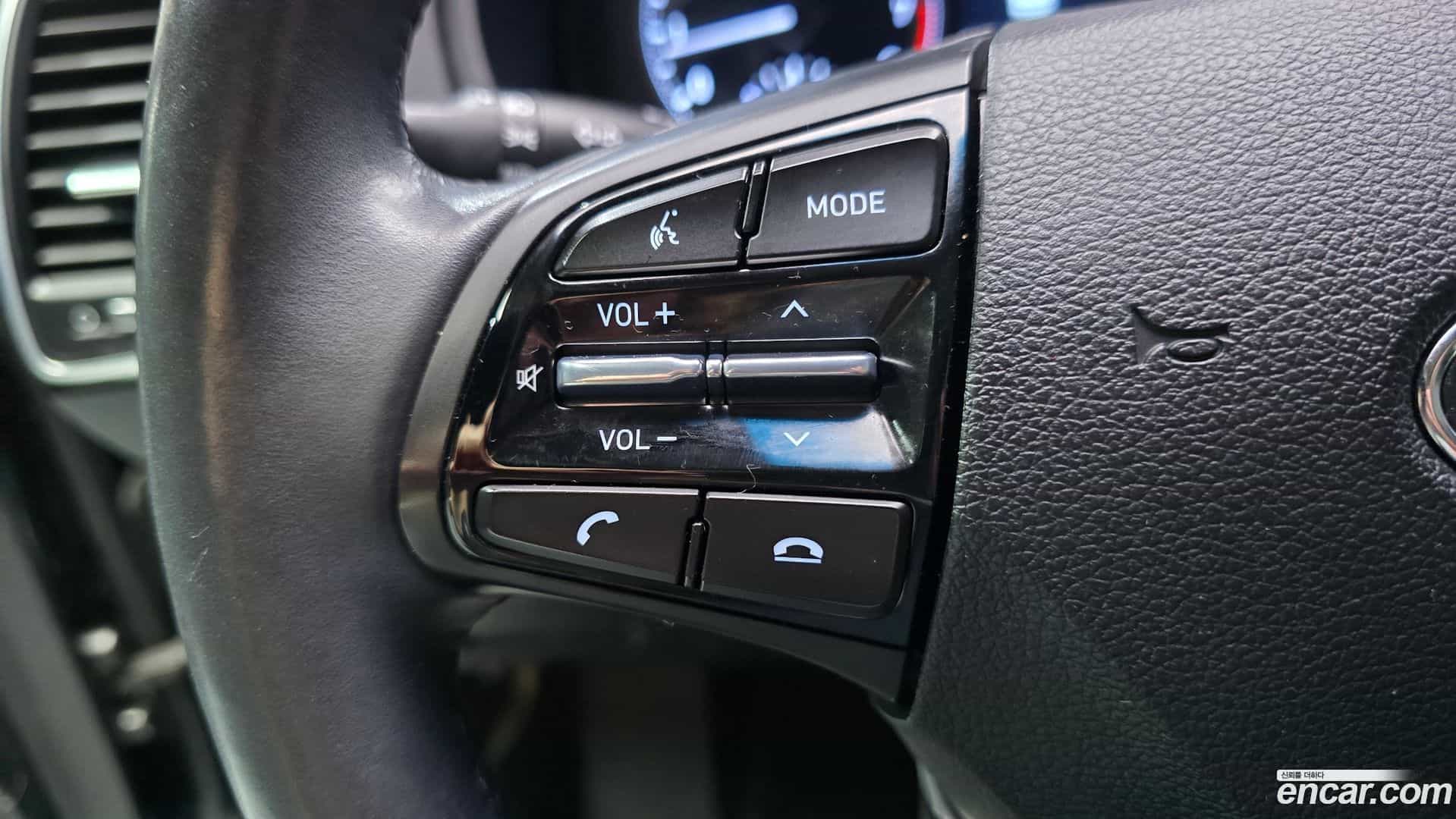 Grandeur Hyundai 2017.2-OPTION-020