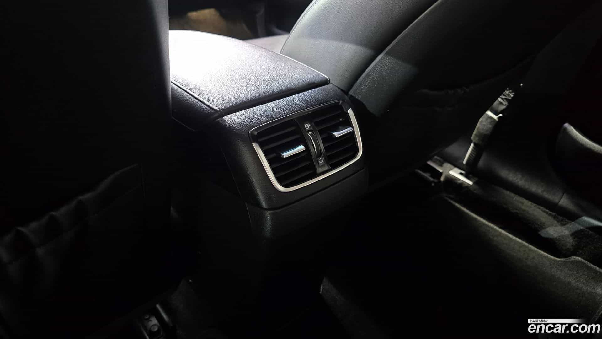 Grandeur Hyundai 2017.2-OPTION-045
