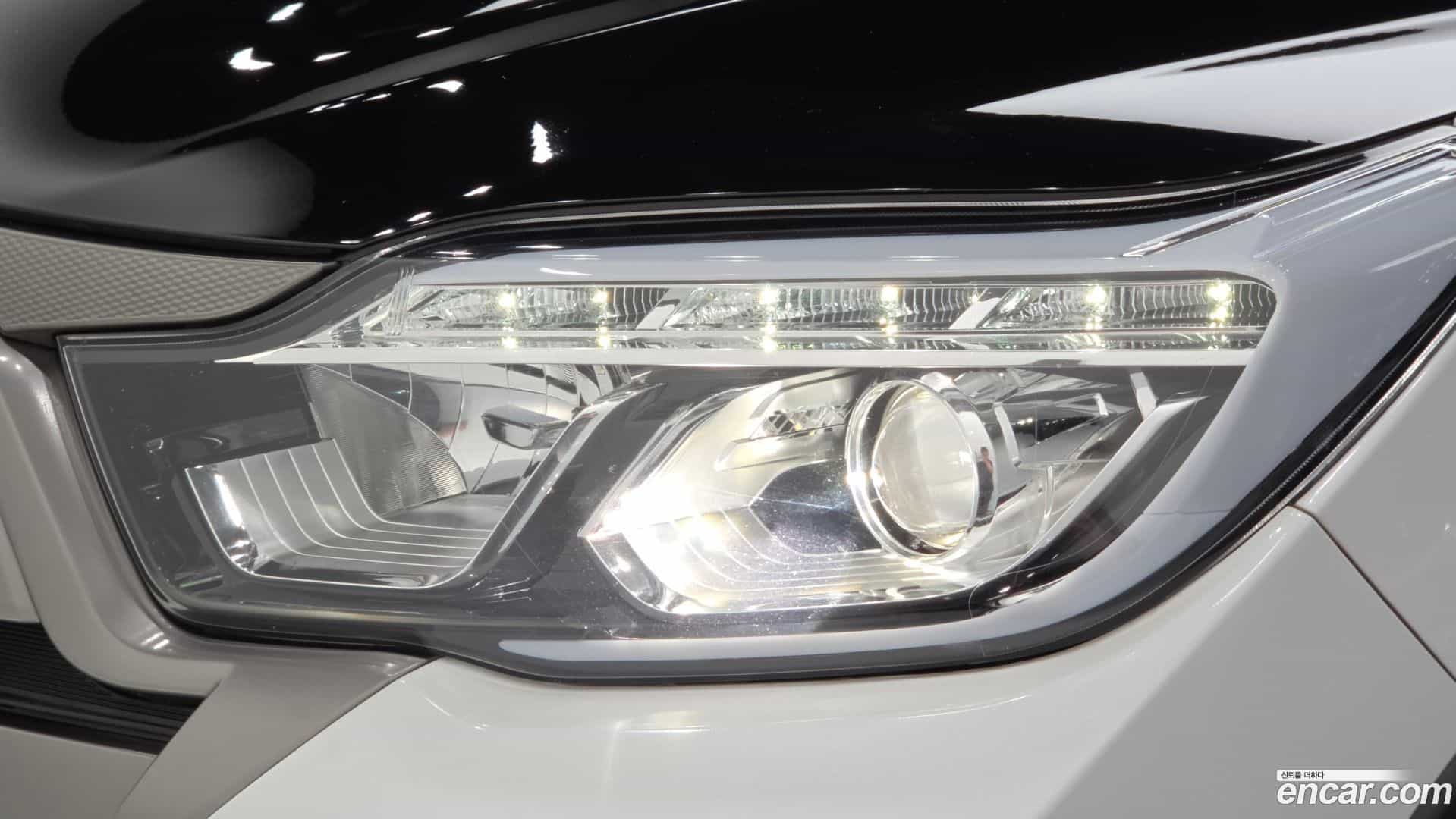 Rexton KG Mobility 2021.8-OUTER-032